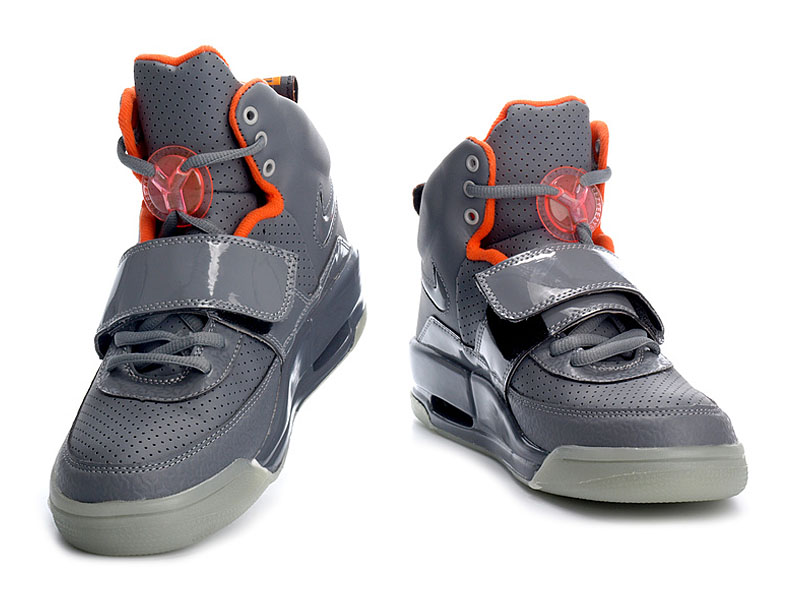 nike air yeezy 1 gris